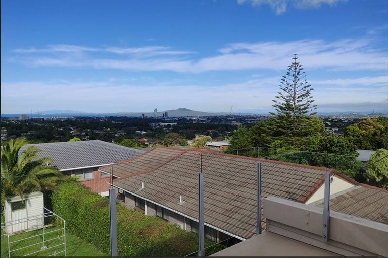 Photo of property in 44 Monarch Avenue, Hillcrest, Auckland, 0627