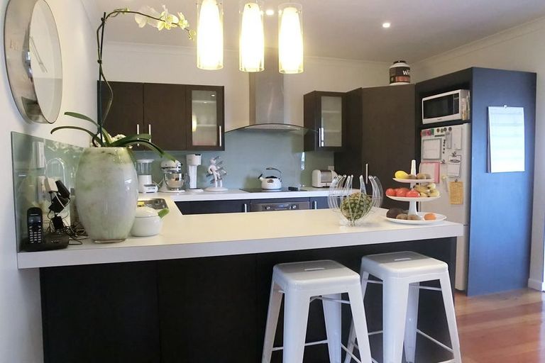 Photo of property in 25 Mountain Road, Mount Wellington, Auckland, 1072