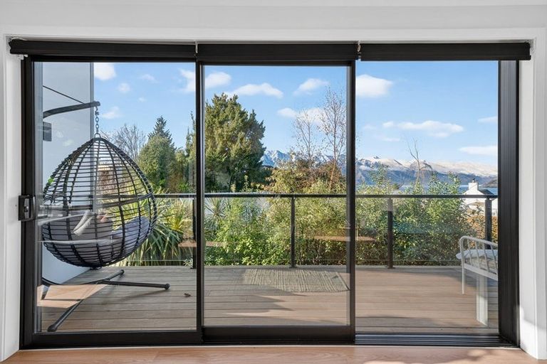 Photo of property in 5c Aspen Grove, Fernhill, Queenstown, 9300