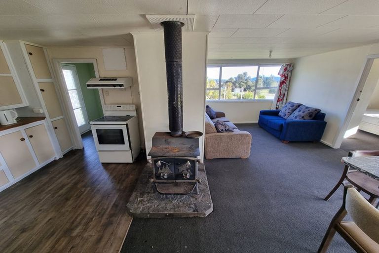 Photo of property in 13 Main Road, Fox Glacier, 7886
