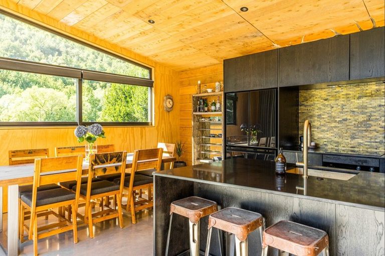 Photo of property in 38 Cornwall Street, Arrowtown, 9302