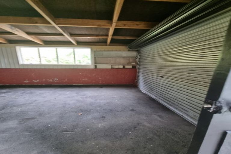 Photo of property in 93 Monorgan Road, Strathmore Park, Wellington, 6022