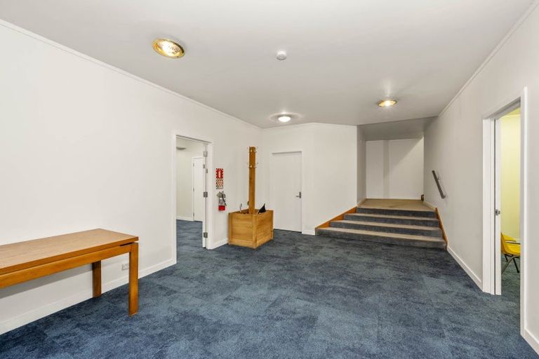 Photo of property in 445 Titirangi Road, Titirangi, Auckland, 0604