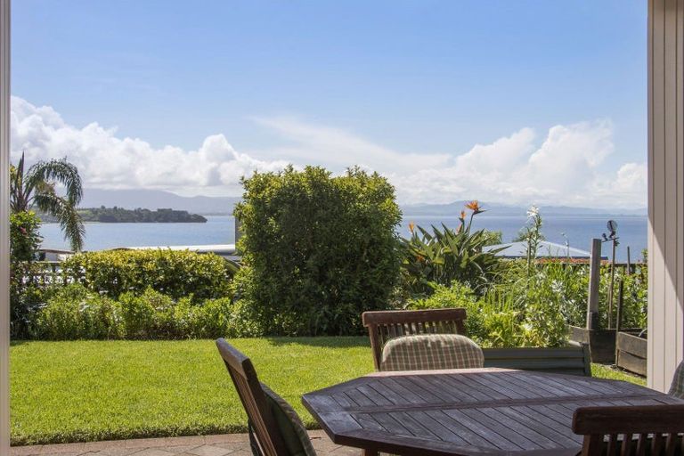 Photo of property in 108 Hamurana Road, Omokoroa, 3114