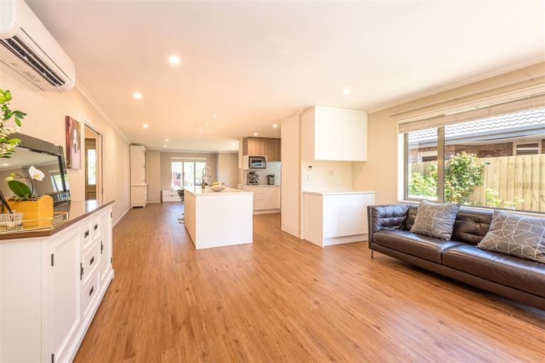 Photo of property in 18 Eaglesome Avenue, Aidanfield, Christchurch, 8025