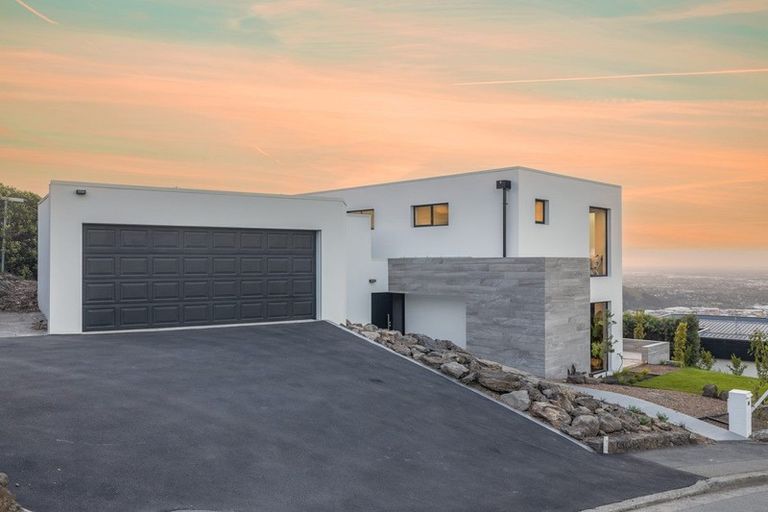 Photo of property in 280 Major Hornbrook Road, Mount Pleasant, Christchurch, 8081