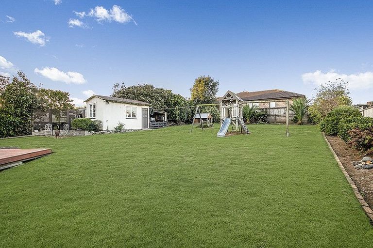 Photo of property in 24 Saint Johns Avenue, Tuakau, 2121