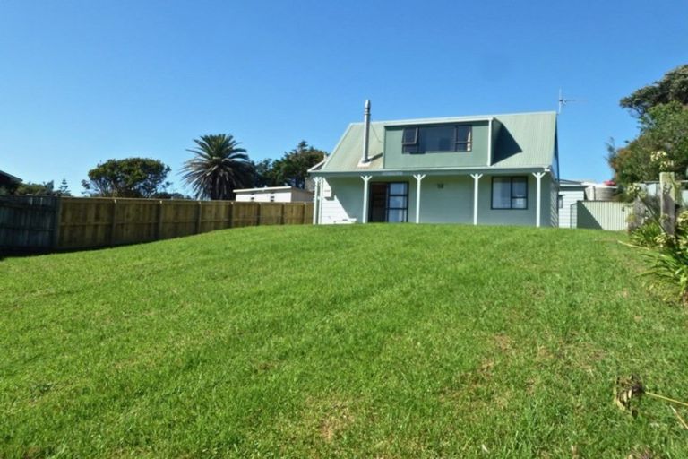 Photo of property in 58 Rodney Avenue, Te Horo Beach, Otaki, 5581