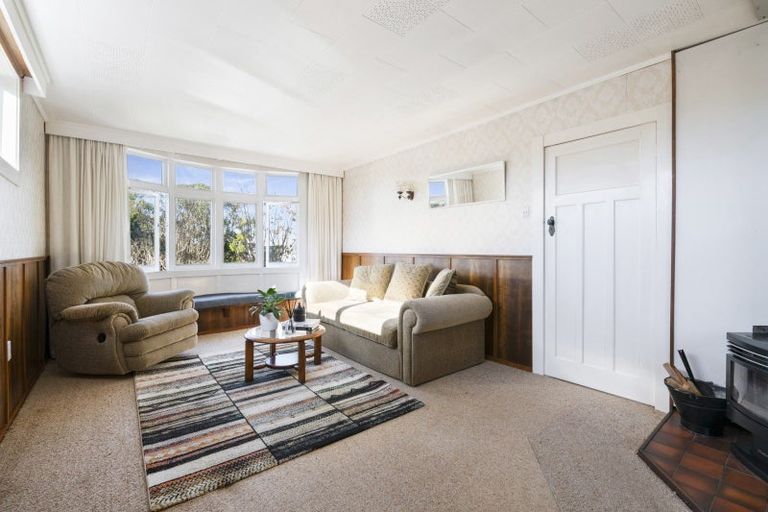 Photo of property in 50 Woodside Avenue, Northcote, Auckland, 0627