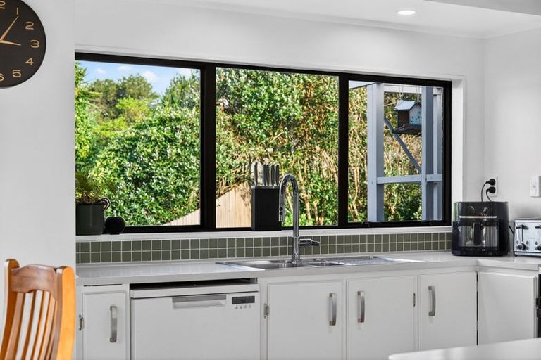Photo of property in 45 Rautawhiri Road, Helensville, 0800
