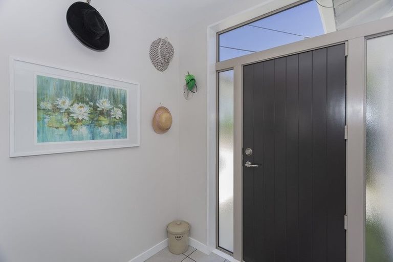 Photo of property in 12 Tamar Street, South Hill, Oamaru, 9400