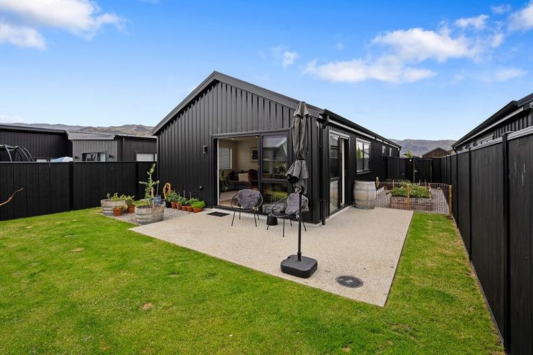 Photo of property in 15 Bragato Way, Cromwell, 9310