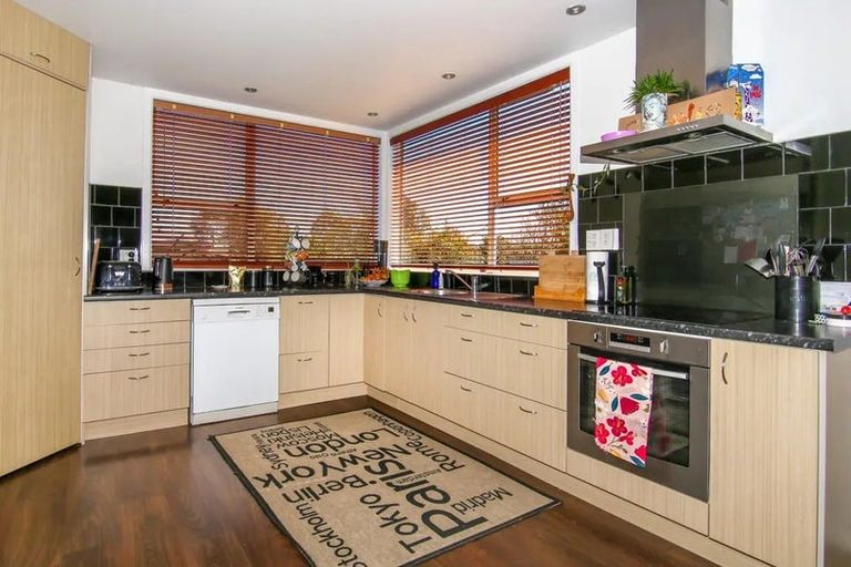 Photo of property in 80 Derby Street, Westport, 7825