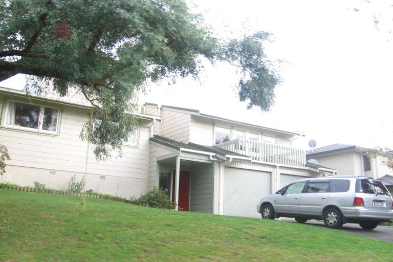 Photo of property in 22 Latitude Close, Whitby, Porirua, 5024