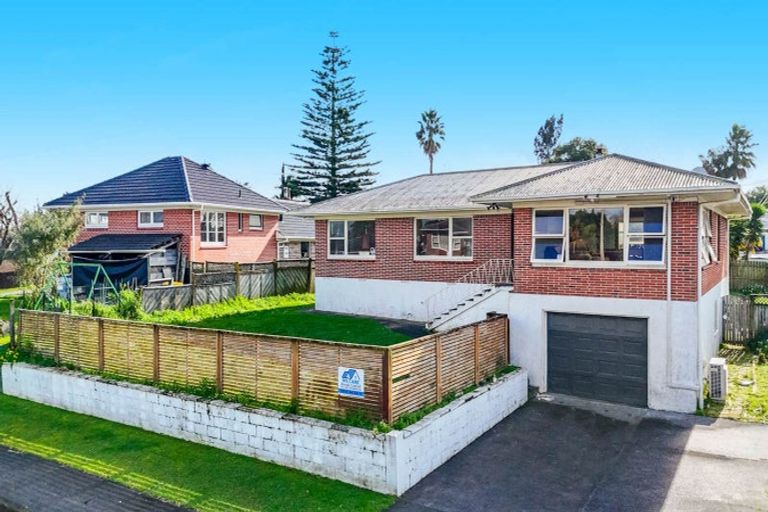 Photo of property in 30 Ingram Street, Papakura, 2110