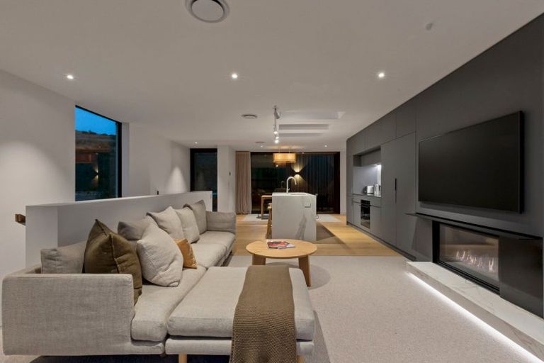 Photo of property in 18 Station Bay Rise, Lake Tekapo, 7999