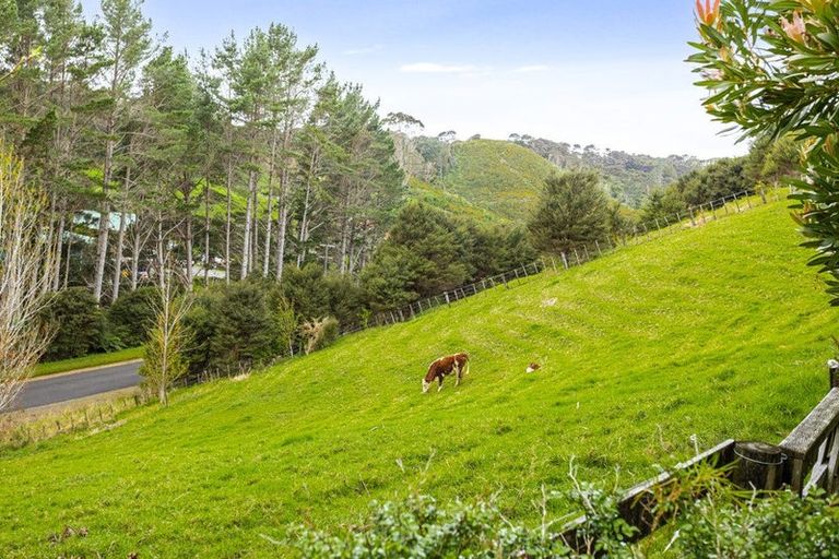 Photo of property in 5 Wendy Road, Waitakere, Auckland, 0816