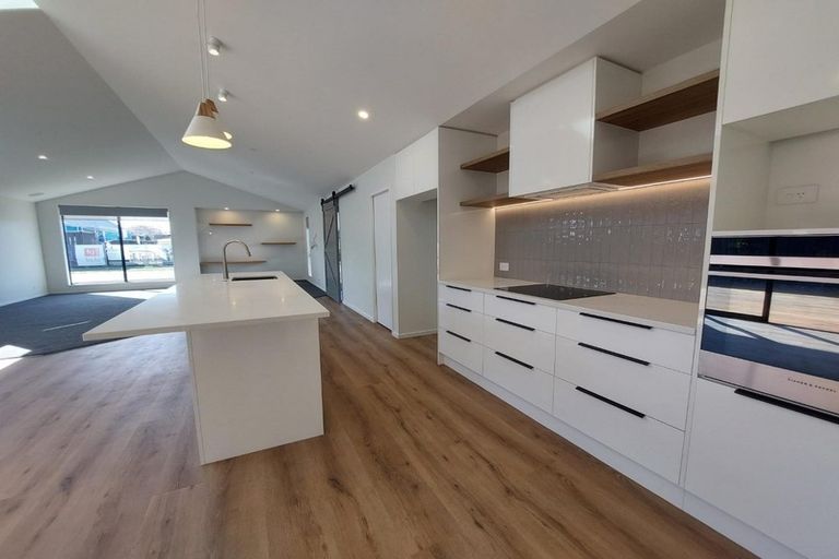 Photo of property in 32 Mills Road, Marshland, Christchurch, 8051