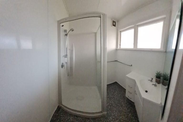 Photo of property in 9 Cluny Road, Plimmerton, Porirua, 5026