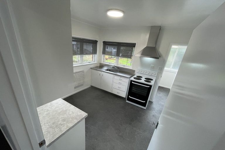 Photo of property in 2/39 Eban Avenue, Hillcrest, Auckland, 0627