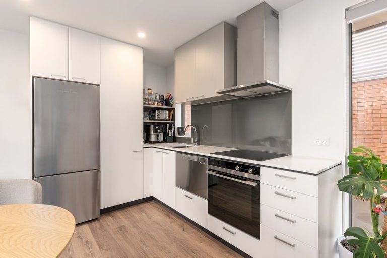 Photo of property in 1/60 Grafton Street, Waltham, Christchurch, 8011