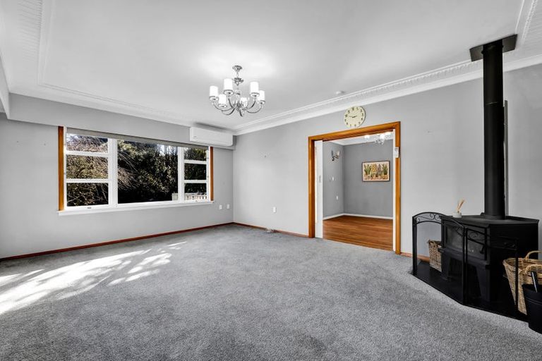 Photo of property in 402 South Road, Hawera, 4674