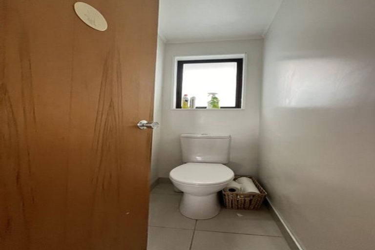 Photo of property in 27 Bodmin Terrace, Camborne, Porirua, 5026