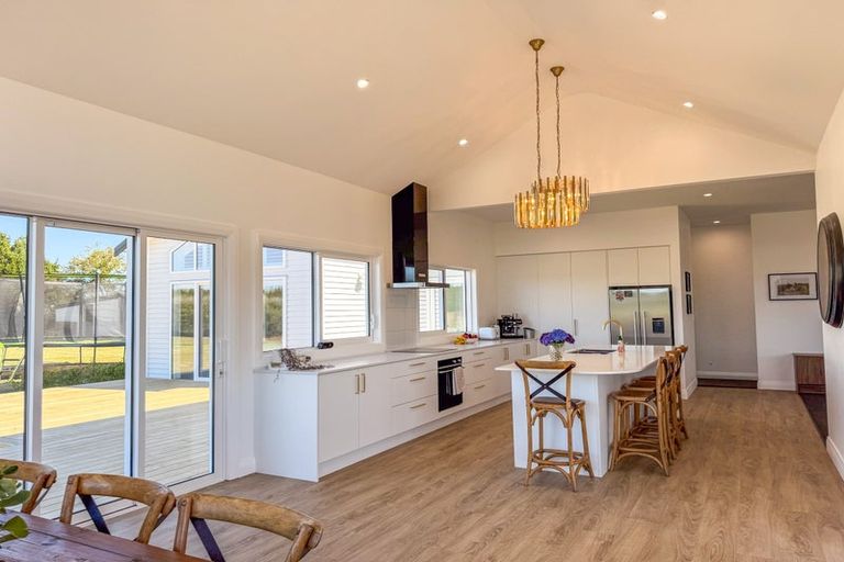 Photo of property in 1312 Devon Road, Brixton, Waitara, 4382