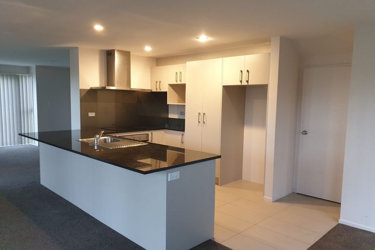 Photo of property in 39 Popokatea Drive, Takanini, 2112