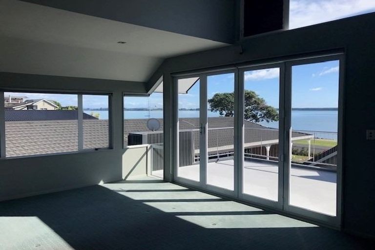 Photo of property in 23a Beach Road, Otumoetai, Tauranga, 3110