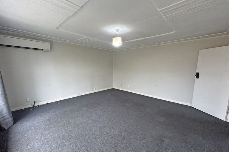 Photo of property in 124 Centennial Avenue, Helensburgh, Dunedin, 9010