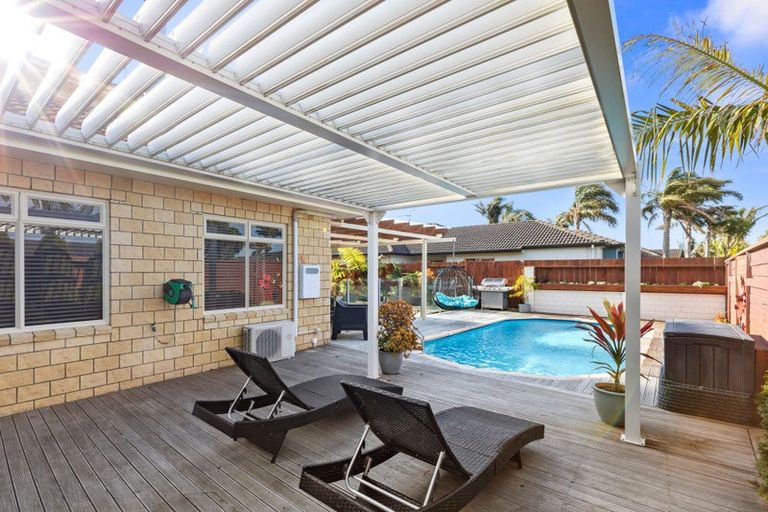 Photo of property in 2 Putaka Place, Papamoa Beach, Papamoa, 3118