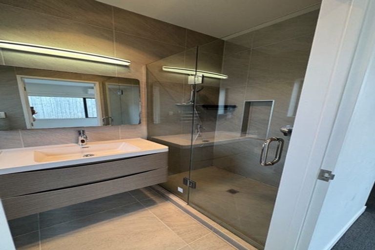 Photo of property in 6 Grenache Way, Kumeu, 0810