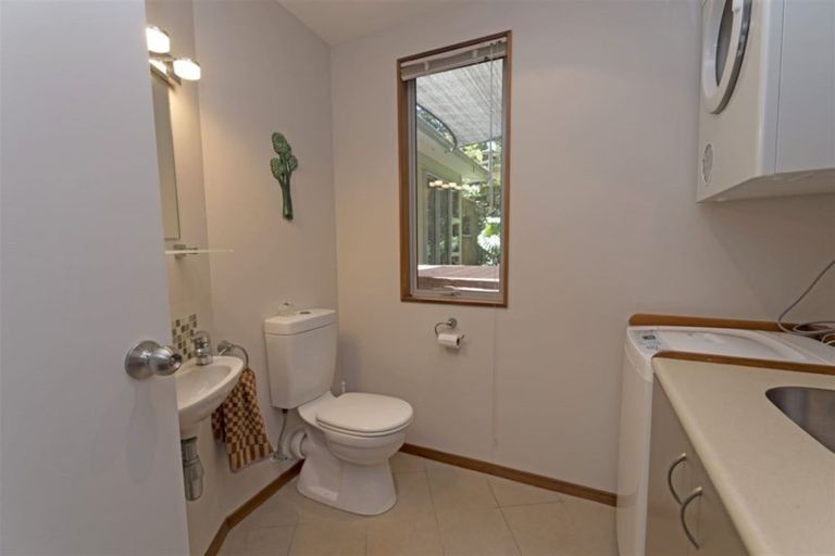 Photo of property in 10 Waitea Road, Muriwai, Waimauku, 0881