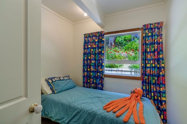 Photo of property in 38 Matai Road, Raumati South, Paraparaumu, 5032