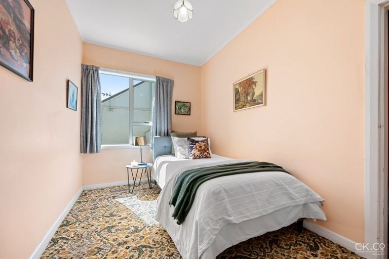 Photo of property in 17 Hart Avenue, Boulcott, Lower Hutt, 5011