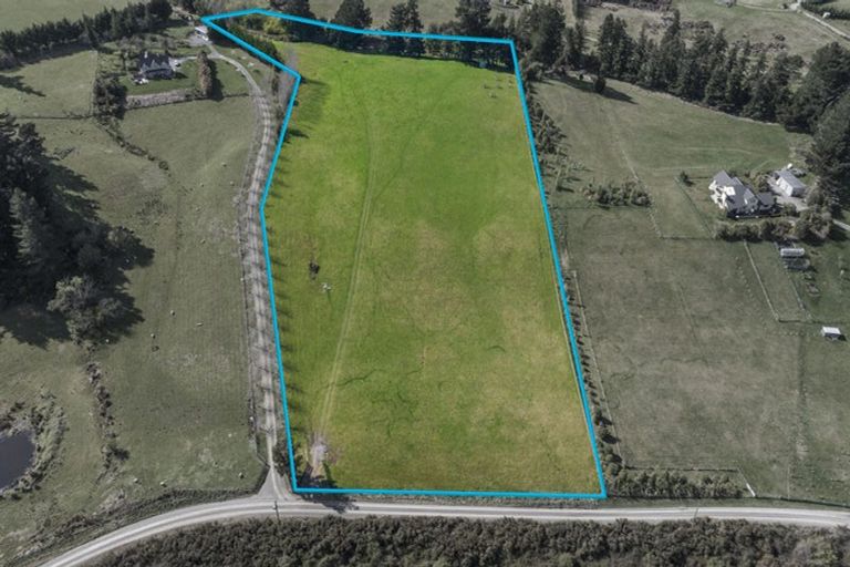 Photo of property in 32 Makerikeri Road, Loburn, Rangiora, 7472