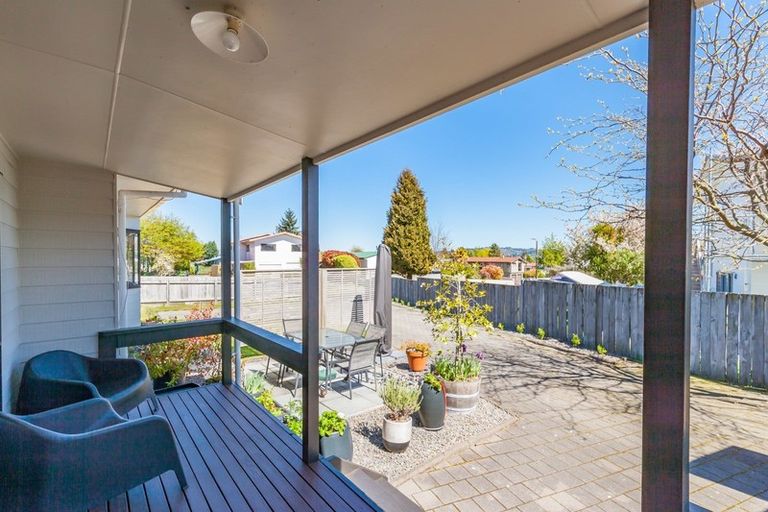 Photo of property in 16 Ward Place, Richmond Heights, Taupo, 3330