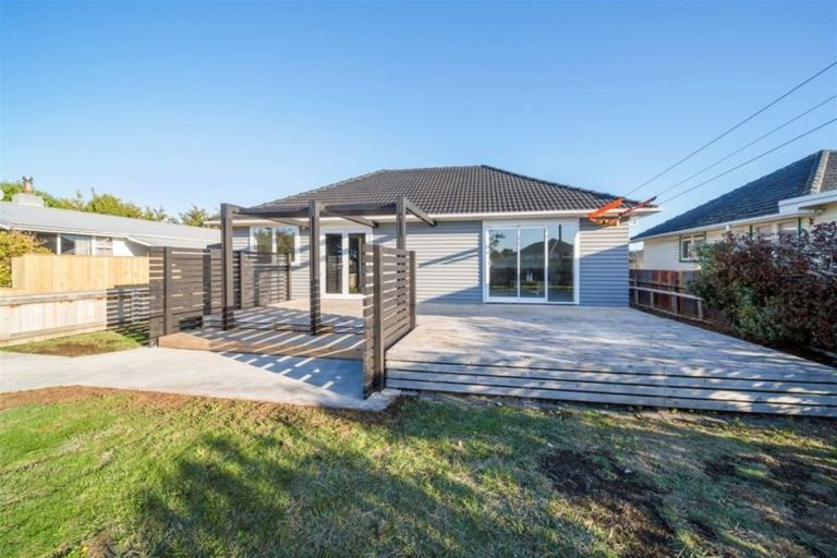 Photo of property in 273 South Road, Hawera, 4610