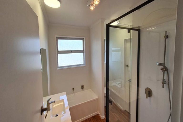 Photo of property in 3 Bruce Place, Highbury, Palmerston North, 4412