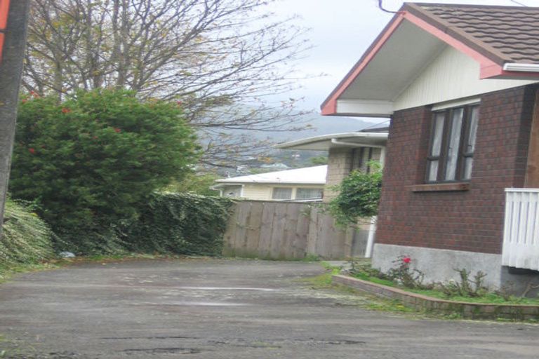 Photo of property in 16a Rawhiti Street, Stokes Valley, Lower Hutt, 5019