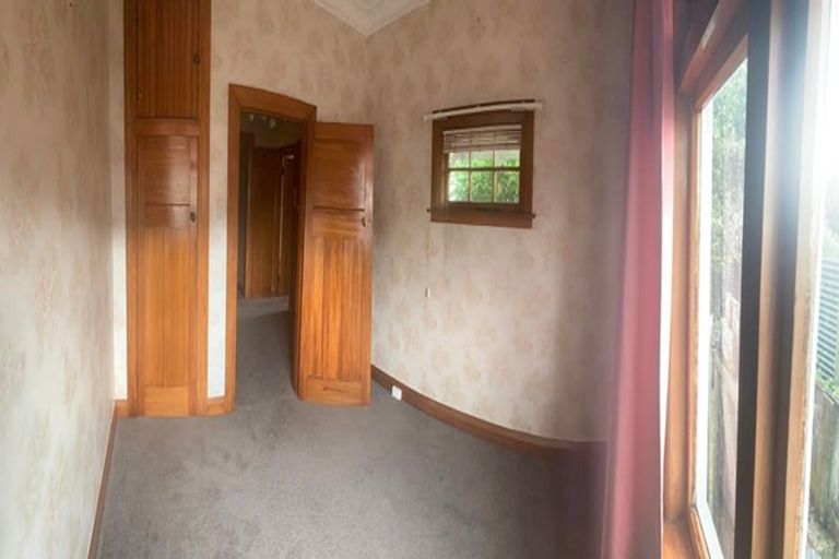 Photo of property in 68 Roberts Line, Kelvin Grove, Palmerston North, 4414