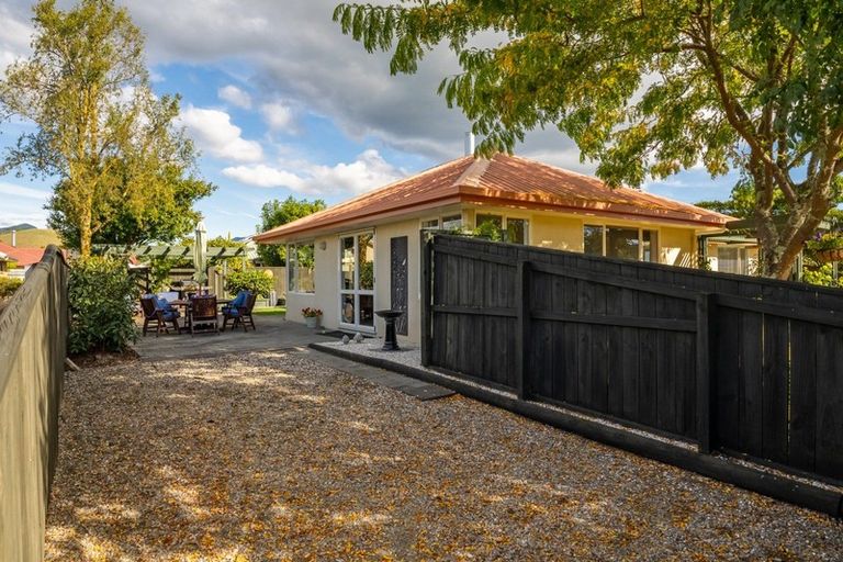 Photo of property in 14 Whiting Drive, Wakefield, 7025