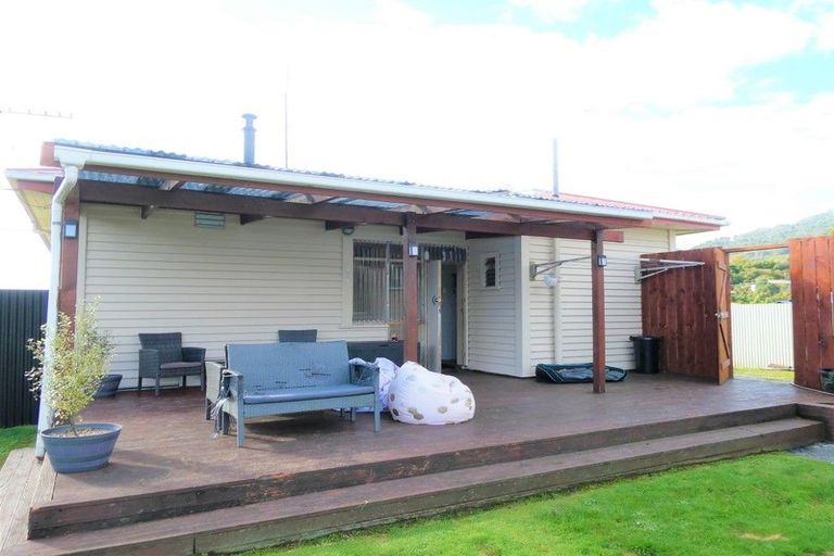 Photo of property in 25 Mills Street, Runanga, 7803