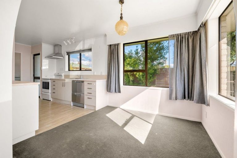 Photo of property in 1 Partington Place, Beerescourt, Hamilton, 3200