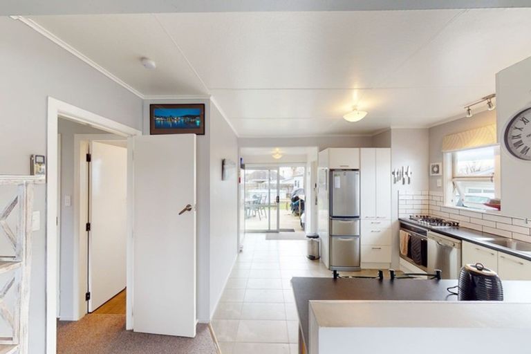 Photo of property in 11 Ferguson Street, Levin, 5510