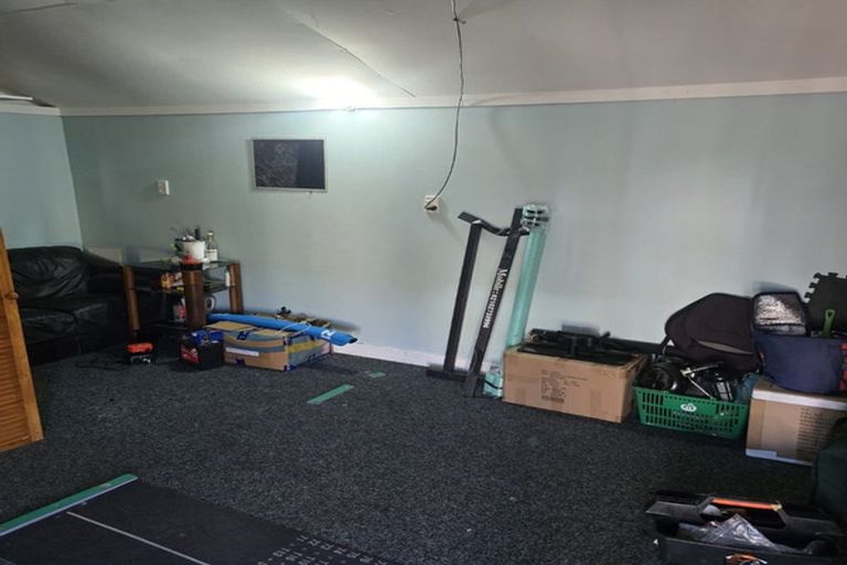 Photo of property in 11b Sturdee Road, Manurewa, Auckland, 2102