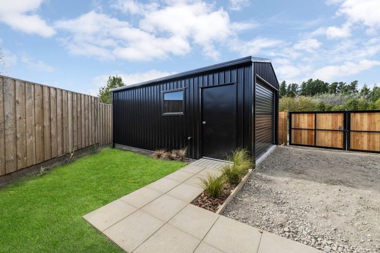 Photo of property in 5 Beach Crescent, Waikuku Beach, 7473