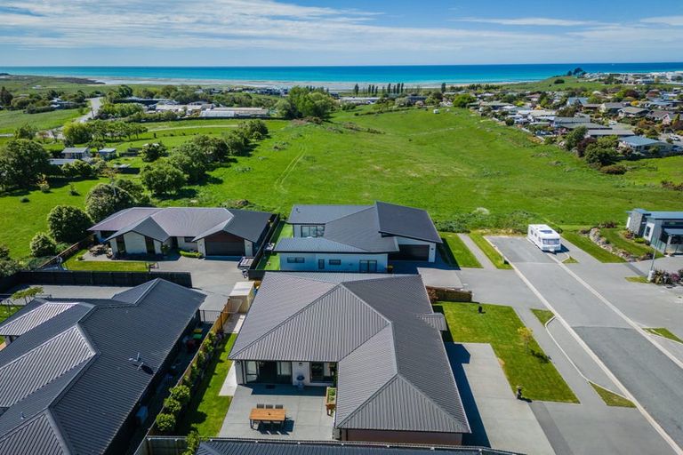 Photo of property in 5 Mueller Drive, Oceanview, Timaru, 7910