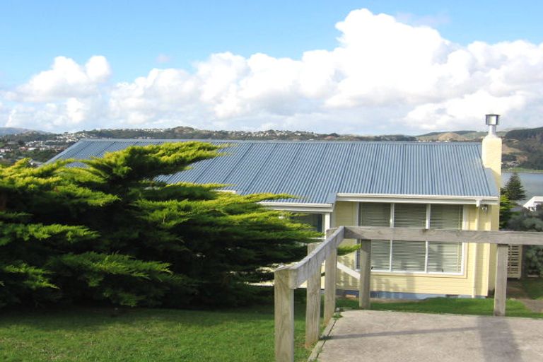 Photo of property in 25 Piko Street, Titahi Bay, Porirua, 5022